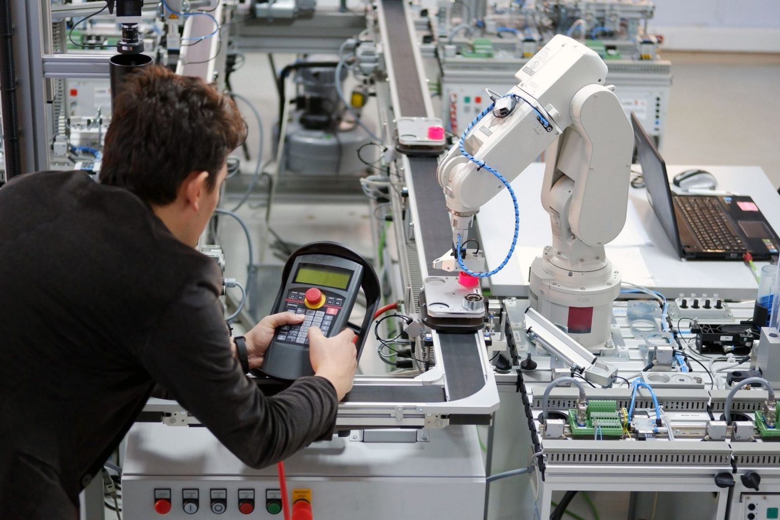 Tecnólogo em automação industrial: conheça o curso