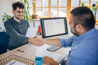 Como criar um perfil no LinkedIn e chamar a atenção das empresas?