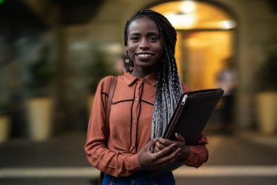 qual faculdade fazer para prestar concurso público