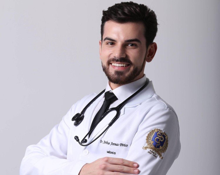 Arthur Arenas Périco – Medicina (2020)