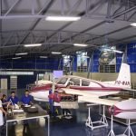 Vista interna do Laboratório de Manutenção de Aeronaves