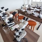 Laboratório de análise microscópica