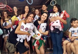 “Naninhas do Bem”: alunos de Moda da UniCesumar realizam doação à Pastoral da Criança