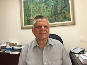 Na imagem, o professor Dr. José Sebastião de Oliveira, no XXVII Encontro Nacional do CONPEDI.