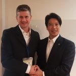 Professor Galaor com prefeito de Kakogawa, Yasuhiro Okada.