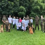 Alunos  de Medicina Veterinária  atenderam animais que atuam na 5ª Companhia de Polícia do Exército