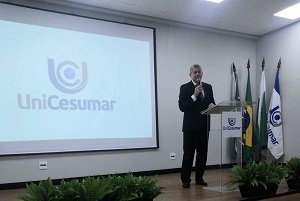 UniCesumar Curitiba recebe embaixador da Ucrânia para palestra sobre guerra com a Rússia